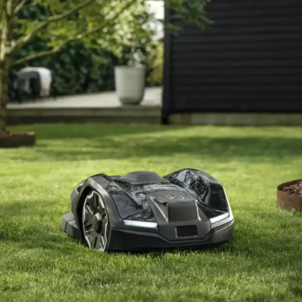Robot cortacésped Husqvarna AUTOMOWER 405XE NERA con tecnología sin cables test